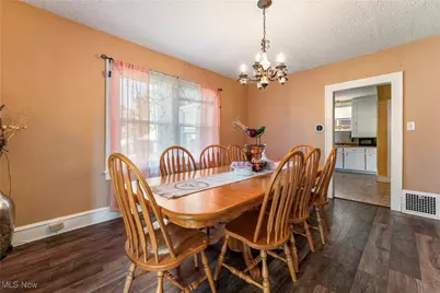 2409 Gilbert Avenue NE, Canton, OH 44705 - Photo 17