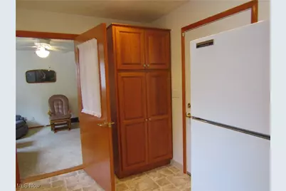 131 Forest Road, Weirton, WV 26062 - Photo 21