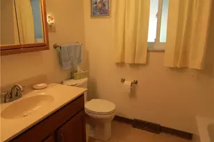 131 Forest Rd, Weirton, WV 26062 - Photo 9