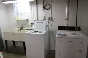 131 Forest Rd, Weirton, WV 26062 - Photo 29