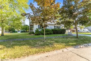 112 Vine St, Wellington, OH 44090 - Photo 5