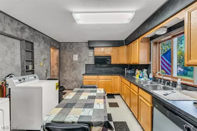 112 Vine Street, Wellington, OH 44090 - Photo 27