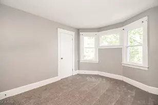 2124 W 101st St, Loveland, OH 44102 - Photo 7