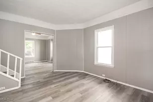 2124 W 101st St, Loveland, OH 44102 - Photo 3