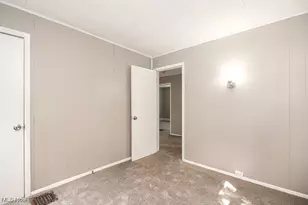 2124 W 101st St, Loveland, OH 44102 - Photo 9