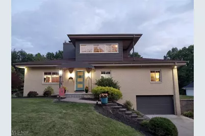 140 Walnut Avenue, St Clairsville, OH 43950 - Photo 1