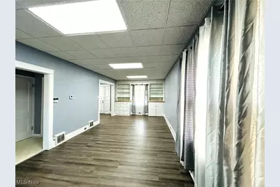 1329 East Street, Follansbee, WV 26037 - Photo 3