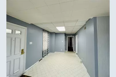 1329 East Street, Follansbee, WV 26037 - Photo 9