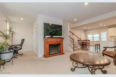 34615 Ethan Way, Willoughby, OH 44094 - Photo 5