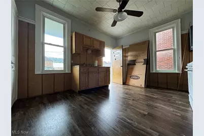 722 Broadway Street, Martins Ferry, OH 43935 - Photo 5