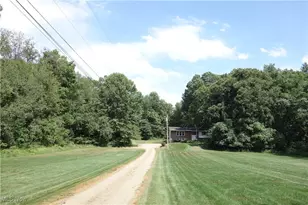 4943 Mayfair Rd, Green, OH 44720 - Photo 5