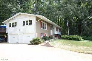 4943 Mayfair Rd, Green, OH 44720 - Photo 3