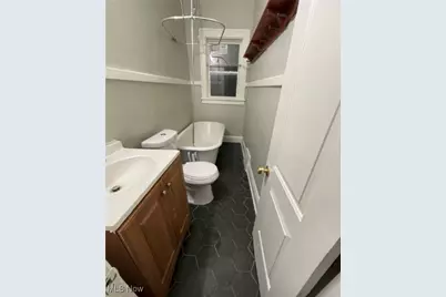 568 101 Street, Loveland, OH 44108 - Photo 5