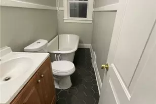 568 101 St, Loveland, OH 44108 - Photo 5