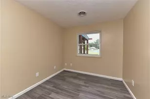 18066 Hillcrest Dr, Lake Milton, OH 44429 - Photo 11