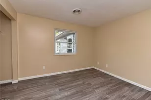 18066 Hillcrest Dr, Lake Milton, OH 44429 - Photo 13