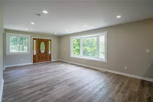 5327 Dunfred Cir SE, Canton, OH 44707 - Photo 9