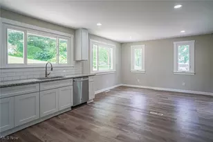 5327 Dunfred Cir SE, Canton, OH 44707 - Photo 13