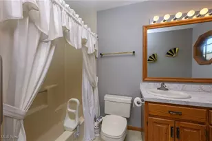 986 S Azalea Blvd, Barberton, OH 44203 - Photo 21