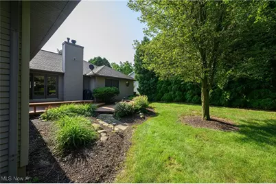 986 S Azalea Boulevard, Barberton, OH 44203 - Photo 7