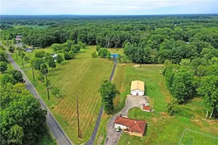 2566 Warren Burton Rd, Worthington, OH 44470 - Photo 5