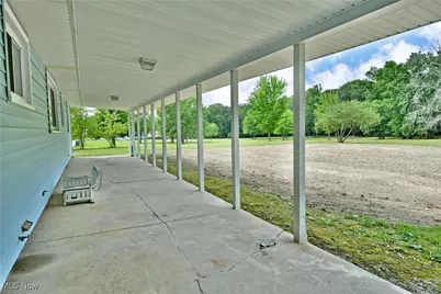 2566 Warren Burton Road, Worthington, OH 44470 - Photo 41