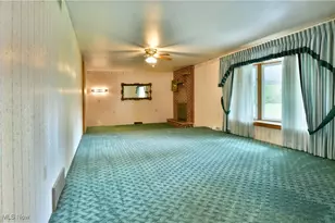 2566 Warren Burton Rd, Worthington, OH 44470 - Photo 13