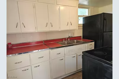 1770 Broadway Street, Stockport, OH 43787 - Photo 9