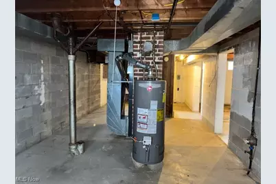 701 E 315th Street, Willowick, OH 44095 - Photo 21