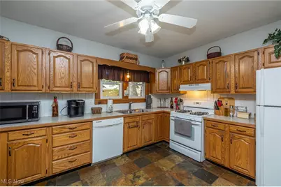 7101 Greenwich Road, Westfield Center, OH 44251 - Photo 21