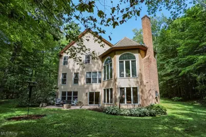 831 Meadowbrook Drive, Aurora, OH 44202 - Photo 3