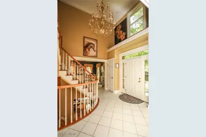 831 Meadowbrook Drive, Aurora, OH 44202 - Photo 7