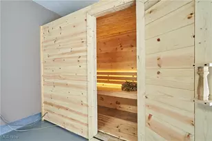 2865 Galway Dr, Brunswick Hills, OH 44212 - Photo 27