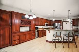 9 Henderson Ln, Williamstown, WV 26187 - Photo 9
