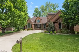 9 Henderson Ln, Williamstown, WV 26187 - Photo 3
