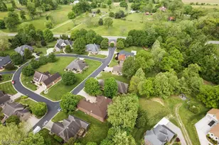 9 Henderson Ln, Williamstown, WV 26187 - Photo 5