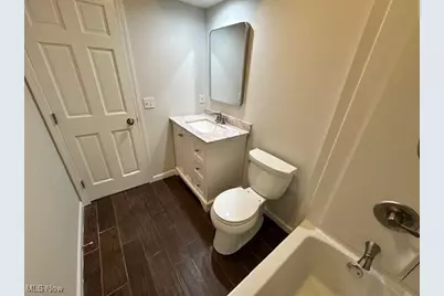 938 Trimble Place, Sagamore Hills, OH 44067 - Photo 25