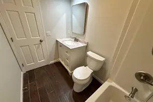 938 Trimble Pl, Sagamore Hills, OH 44067 - Photo 25