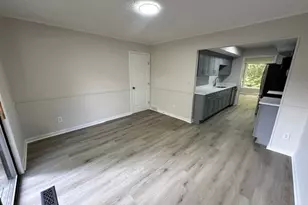 938 Trimble Pl, Sagamore Hills, OH 44067 - Photo 5