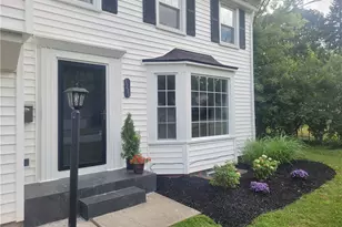 1231 Hereford Rd, Cleveland Heights, OH 44118 - Photo 3