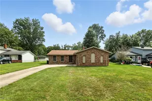 3976 Buckingham Dr, Brunswick, OH 44212 - Photo 5