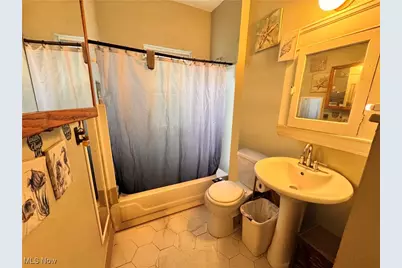 8621 Denison Avenue, Loveland, OH 44102 - Photo 15