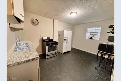 8621 Denison Avenue, Loveland, OH 44102 - Photo 5