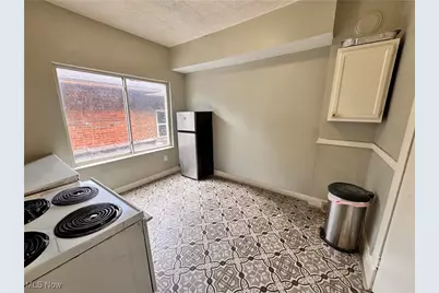 8621 Denison Avenue, Loveland, OH 44102 - Photo 17