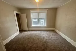 555 Lumiere St, Akron, OH 44306 - Photo 5