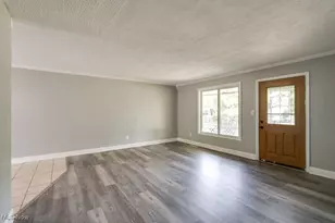 6185 Eldridge Blvd, Huber Heights, OH 44146 - Photo 7