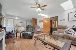 13137 Old State Rd, Huntsburg, OH 44046 - Photo 9