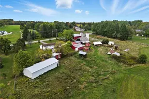 13137 Old State Rd, Huntsburg, OH 44046 - Photo 3