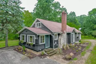 901 E Robinson Ave, Barberton, OH 44203 - Photo 1