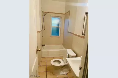 15634 Kipling Avenue, Loveland, OH 44110 - Photo 5